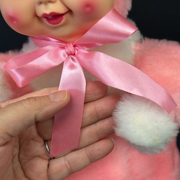 Retro kitsch 14.5” rubber face pink plush dress pyjama girl Made in Toronto - Picture 4 of 16
